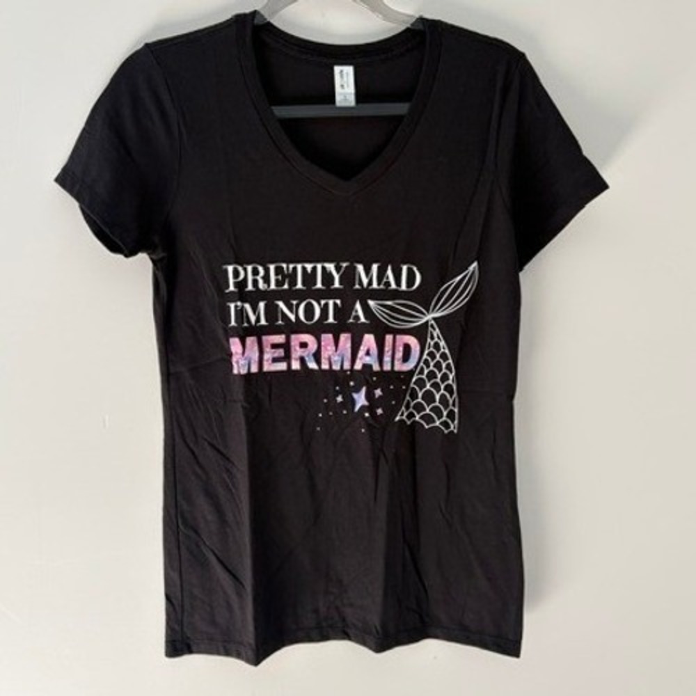 Wild Harmony Womens Pretty Mad Im Not‎ A Mermaid Graphic V-Neck Tee Black S